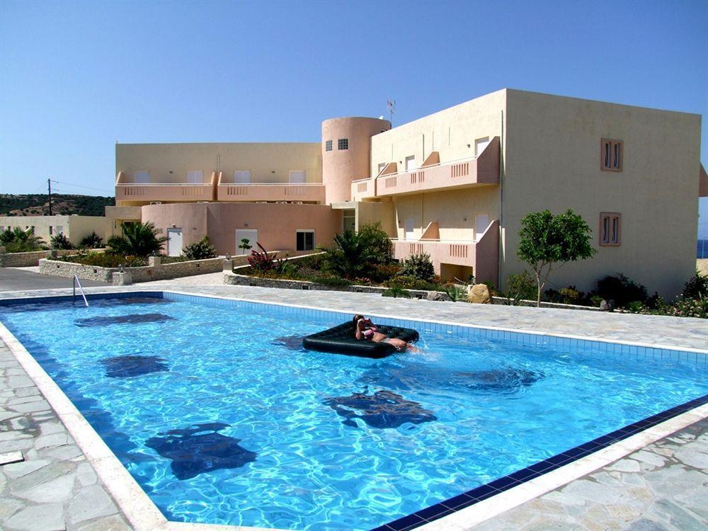 Hotel Sea Breeze Sitia  Exteriör bild